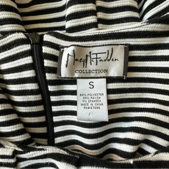SLEEVELESS FIT & FLARE BLACK & WHITE STRIPE DRESS POCKETS | SMALL - Picture 9 of 9
